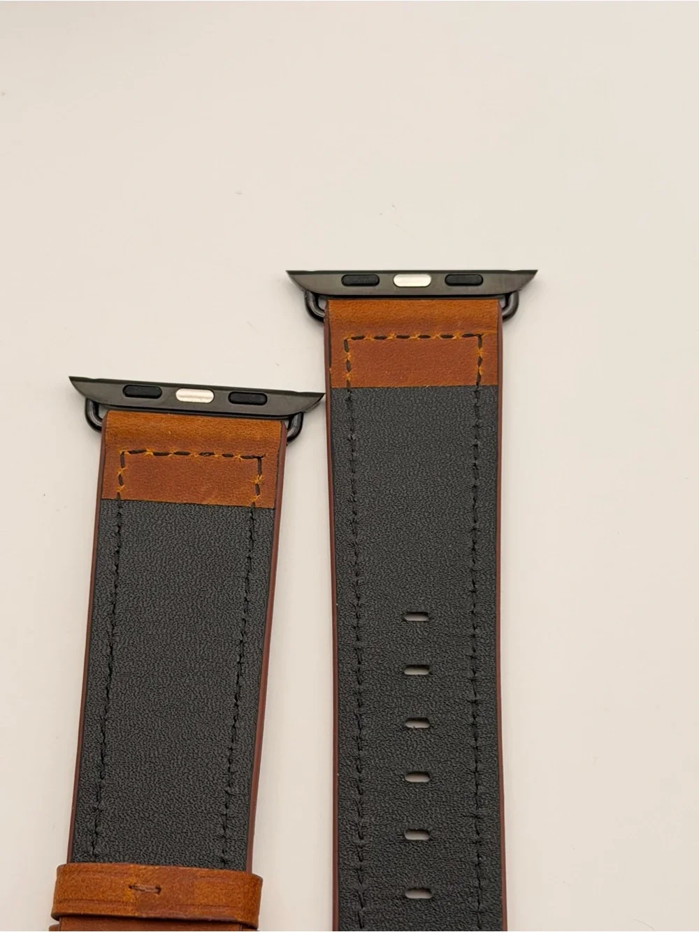 Apple OEM AirTag Leather Loop, New